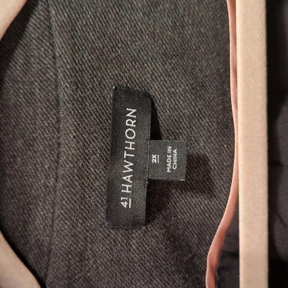 Woman's Open Blazer - Picture 2 of 3